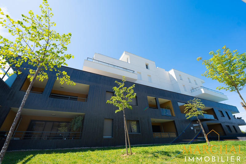 Appartement - 93 m² - 4 pièces