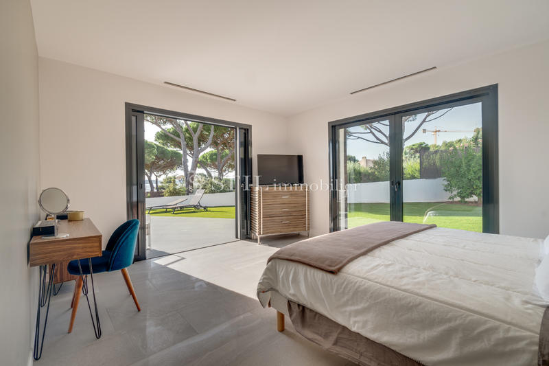 Villa - 200 m² - 5 pièces