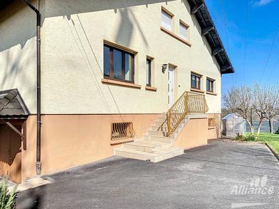 Maison - 97 m² - 4 pièces