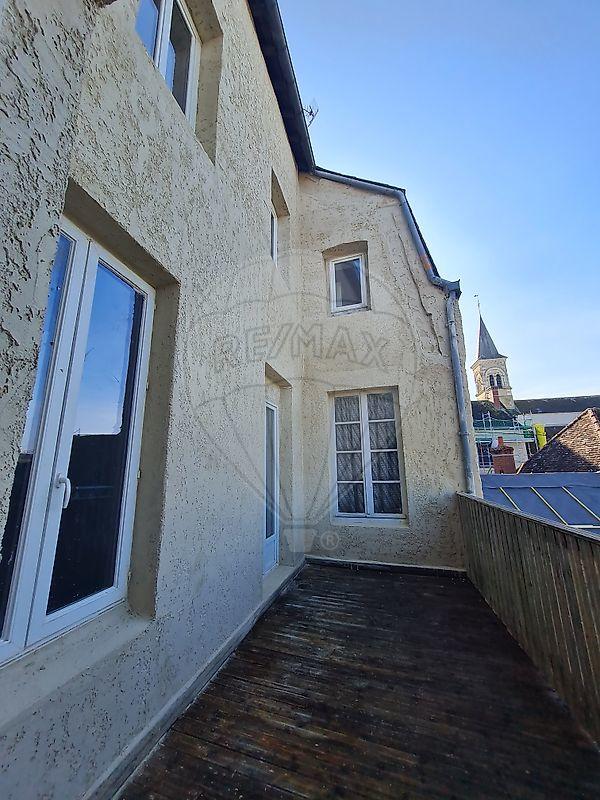 Immeuble - 261 m² - 13 pièces