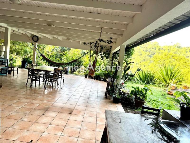 Maison de campagne - 415 m² - 10 pièces