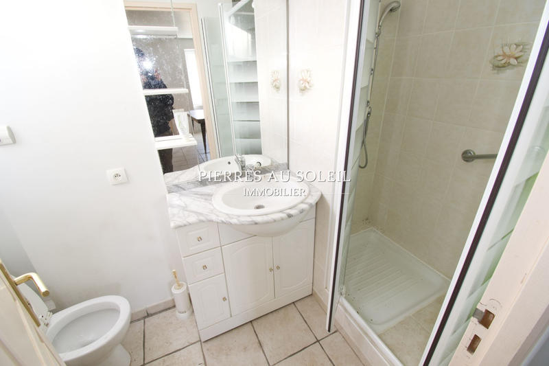 Maison - 200 m² - 8 pièces