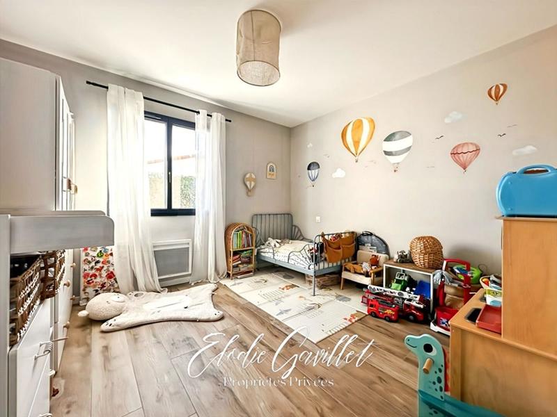 Maison - 111 m² - 5 pièces