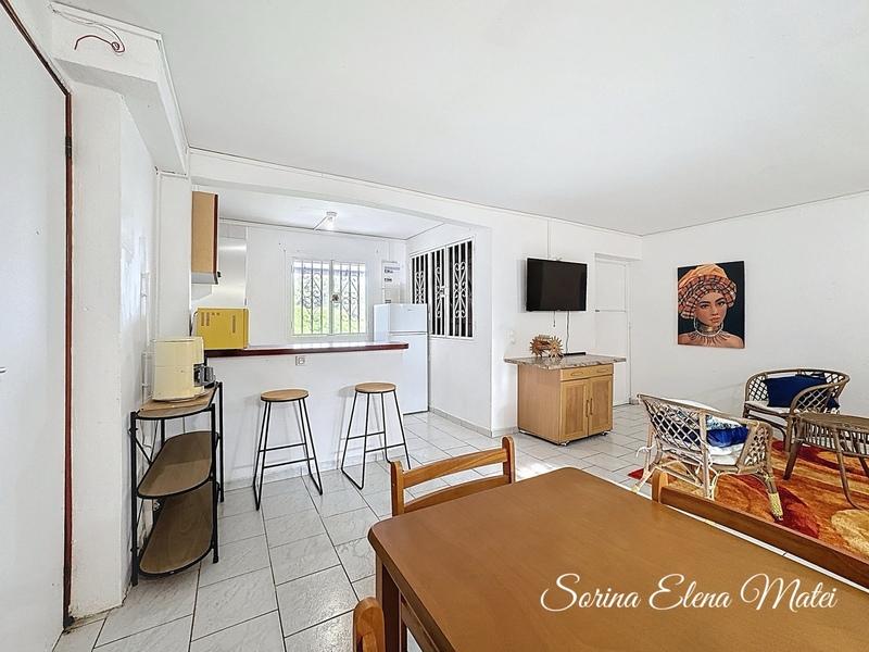 Maison - 150 m² - 9 pièces