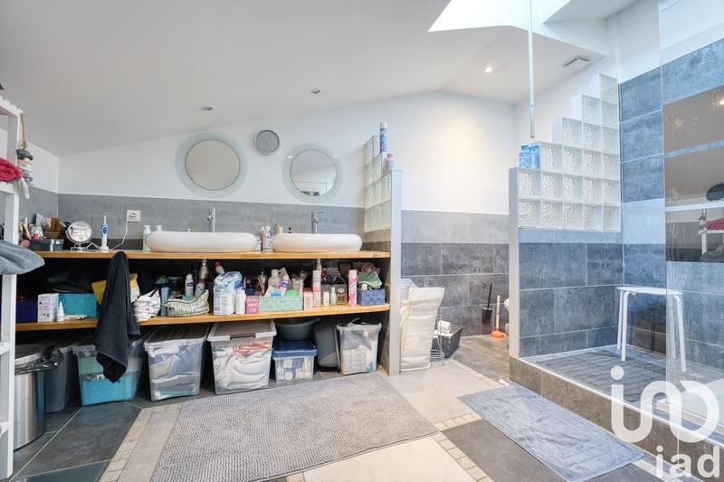 Maison - 150 m² - 5 pièces