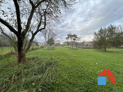 Terrain - 1 261 m²