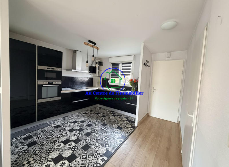 Villa - 80 m² - 4 pièces