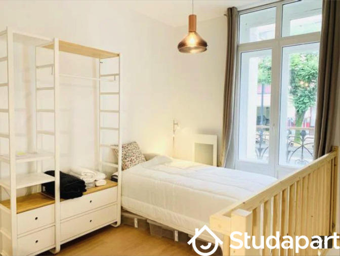 Chambre - 17 m² - 1 pièce