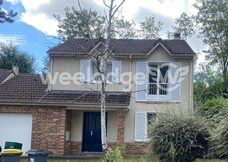 Maison - 97 m² - 5 pièces