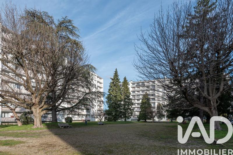 Appartement - 65 m² - 4 pièces