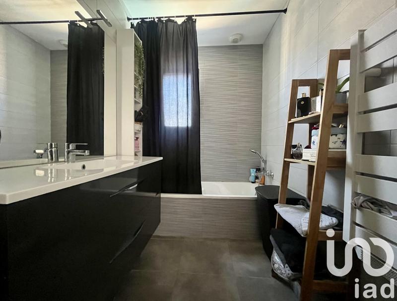 Maison - 89 m² - 5 pièces