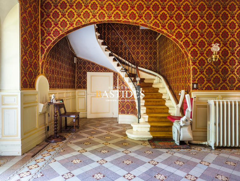 Château - 377 m² - 11 pièces