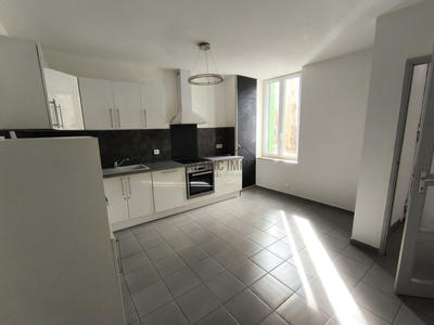 Maison de village - 99 m² - 5 pièces