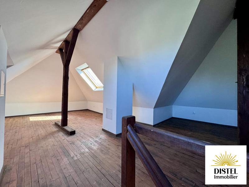 Maison - 167 m² - 8 pièces