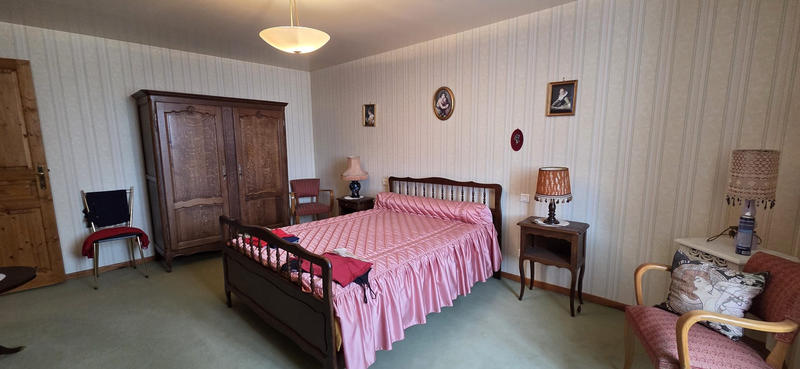 Maison ancienne - 180 m² - 7 pièces