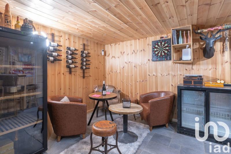 Châlet - 223 m² - 8 pièces