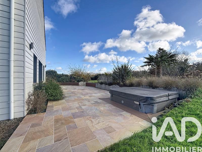 Maison - 174 m² - 6 pièces