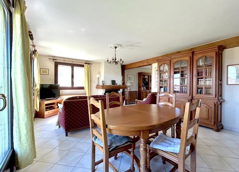 Villa - 170 m² - 8 pièces