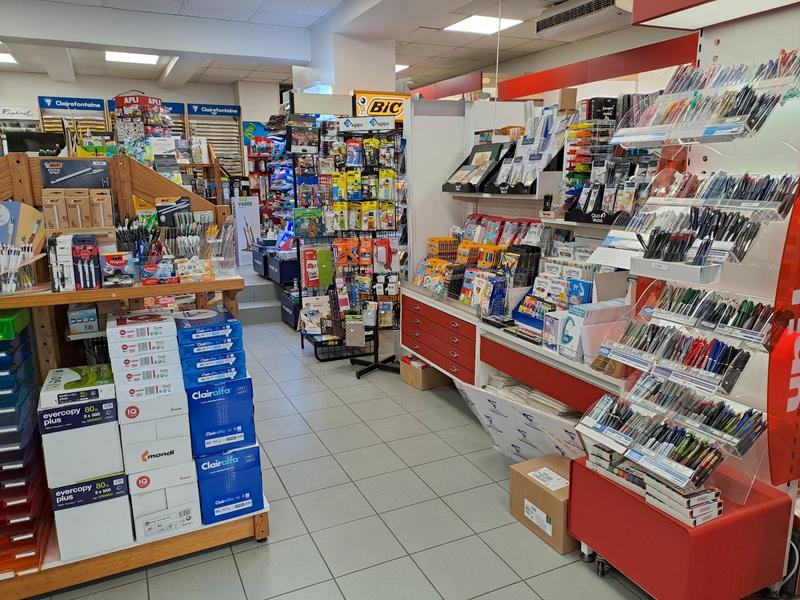 Local d'activités - 300 m²