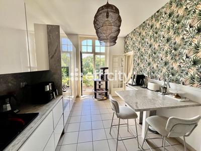 Appartement - 130 m² - 6 pièces