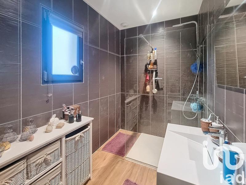 Maison - 179 m² - 7 pièces