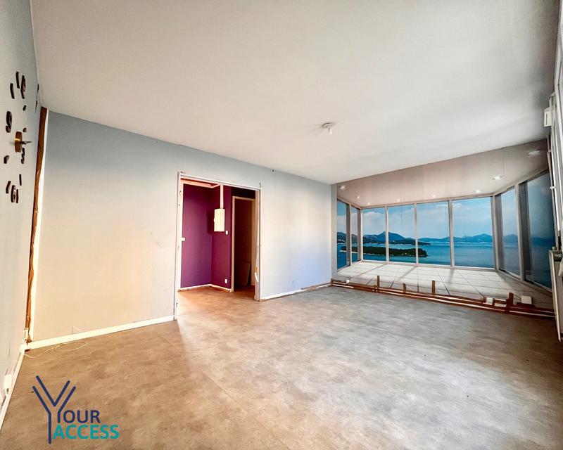 Appartement - 80 m² - 4 pièces