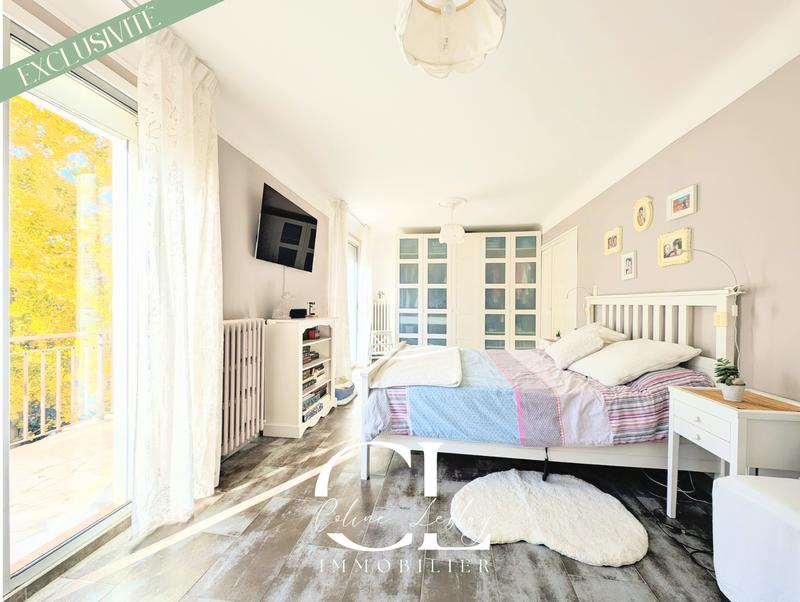 Maison - 219 m² - 6 pièces