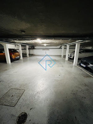 Parking - 11 m²