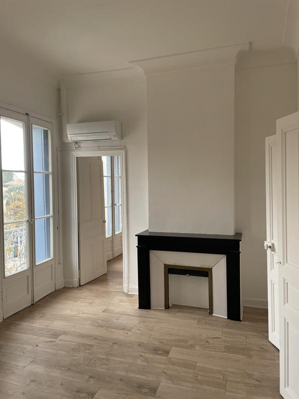 Appartement - 91 m² - 5 pièces