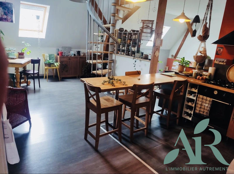 Maison ancienne - 249 m² - 6 pièces