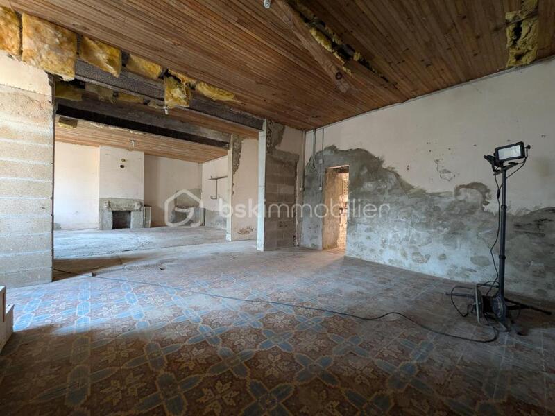 Corps de ferme - 470 m² - 7 pièces