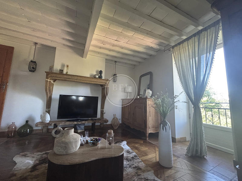 Bastide - 240 m² - 7 pièces