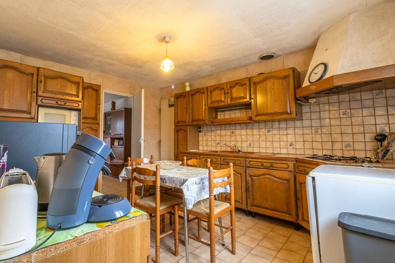 Maison - 100 m² - 6 pièces