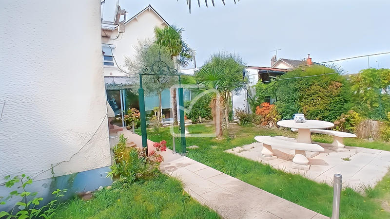 Maison - 149 m² - 6 pièces