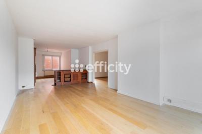 Appartement - 102 m² - 4 pièces