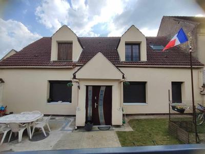 Maison traditionnelle - 125 m² - 5 pièces