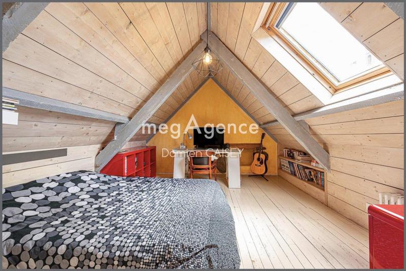 Maison en pierre - 131 m² - 5 pièces