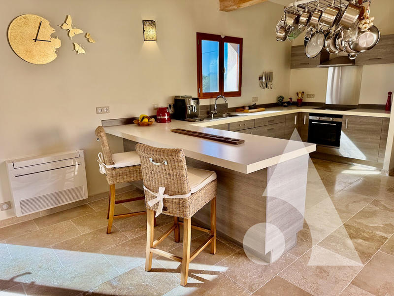 Maison - 146 m² - 5 pièces