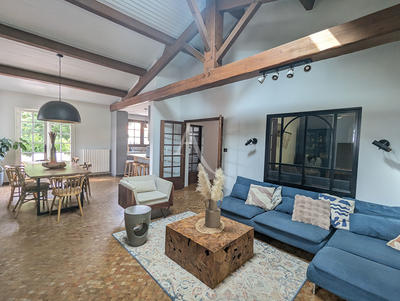 Maison - 141 m² - 5 pièces