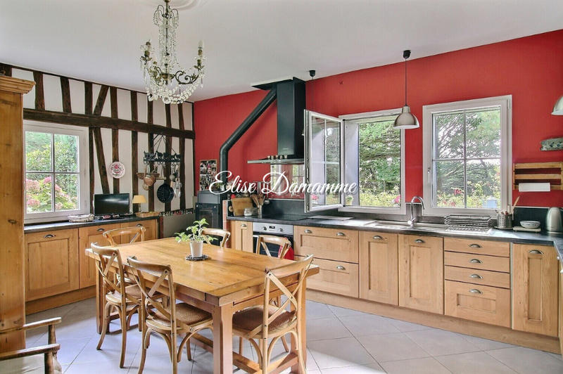 Maison - 190 m² - 5 pièces