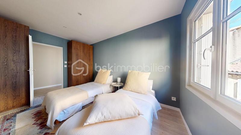 Appartement - 81 m² - 3 pièces