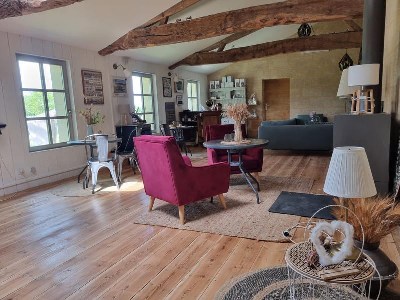 Maison - 268 m² - 8 pièces