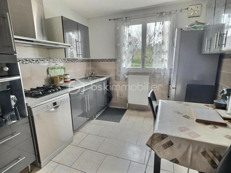 Maison - 84 m² - 5 pièces