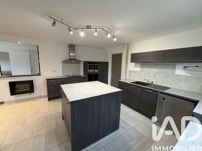 Maison - 144 m² - 5 pièces