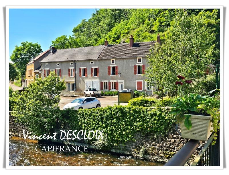 Maison de village - 280 m² - 10 pièces