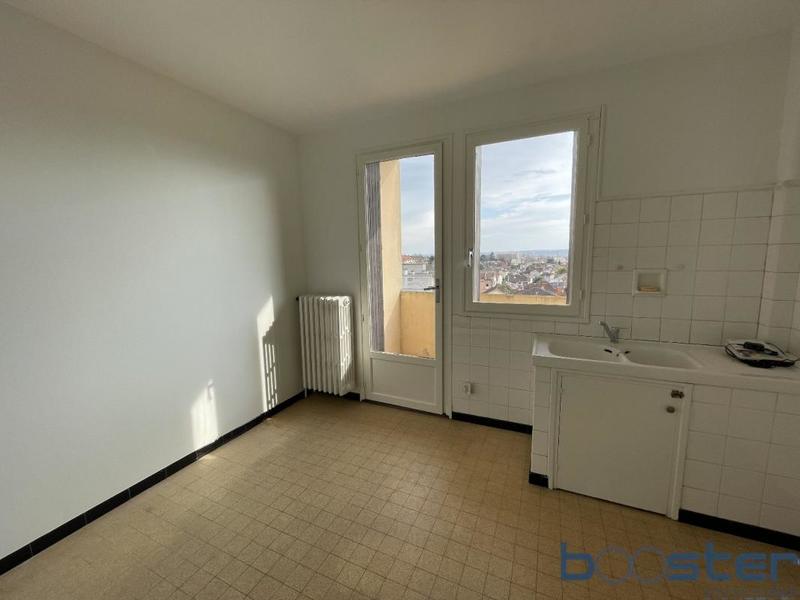 Appartement ancien - 64 m² - 3 pièces