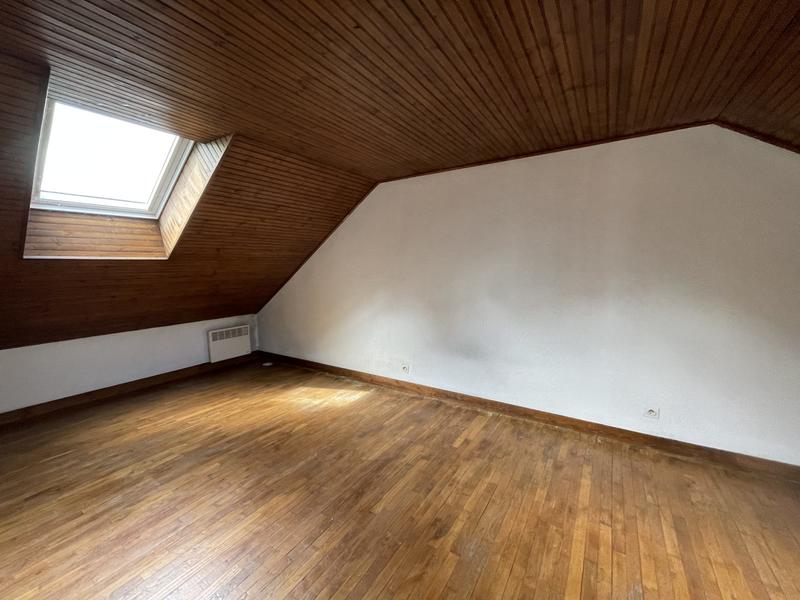 Maison - 120 m² - 8 pièces