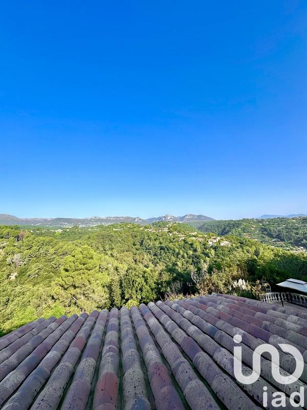 Maison - 295 m² - 9 pièces