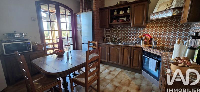 Maison - 204 m² - 9 pièces