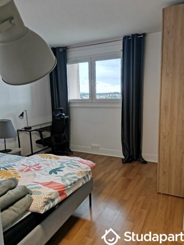 Chambre - 12 m² - 1 pièce